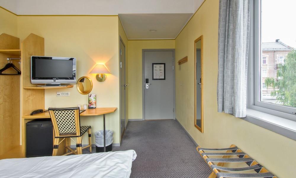 Thon Partner Hotel Horten Bagian luar foto